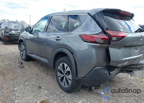 2021 Nissan Rogue Sv Intelligent Awd z USA, uszkodzony, nr VIN 5N1AT3BB3MC773749